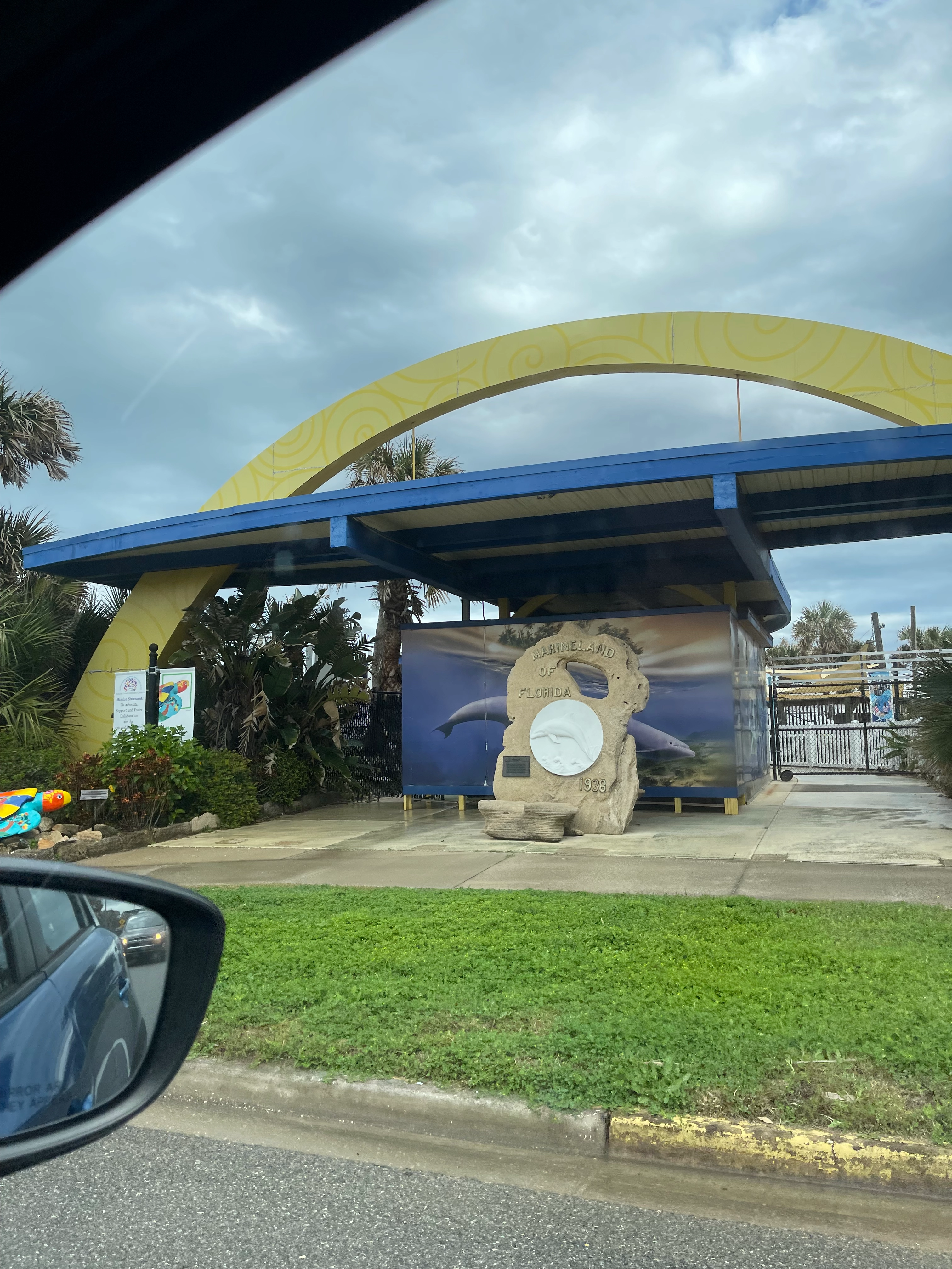 Drive-by picture from A1A of the Marineland welcome rock on our March 2025 trip back home from Disney.